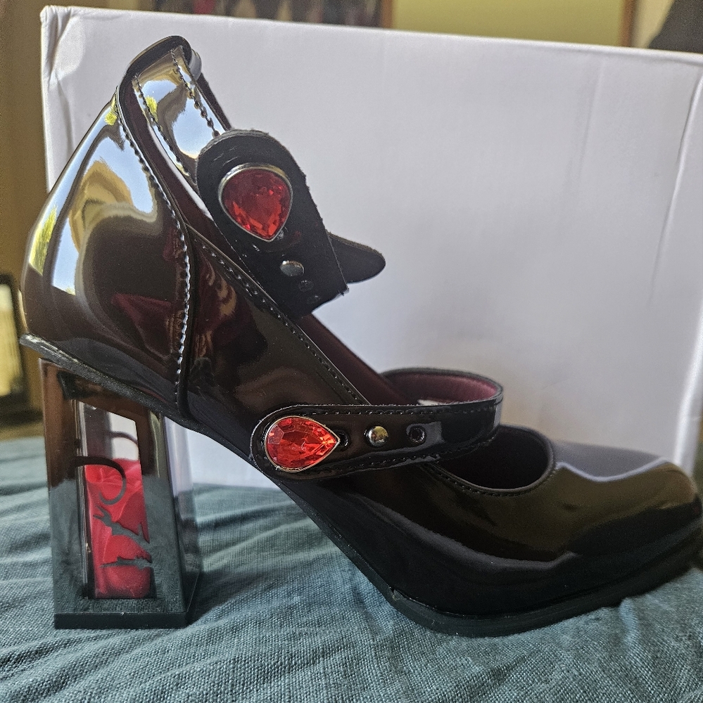 Rose Heels